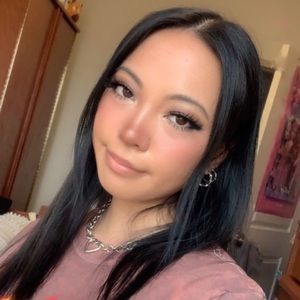 Meet your Posher, Gemma Isabel